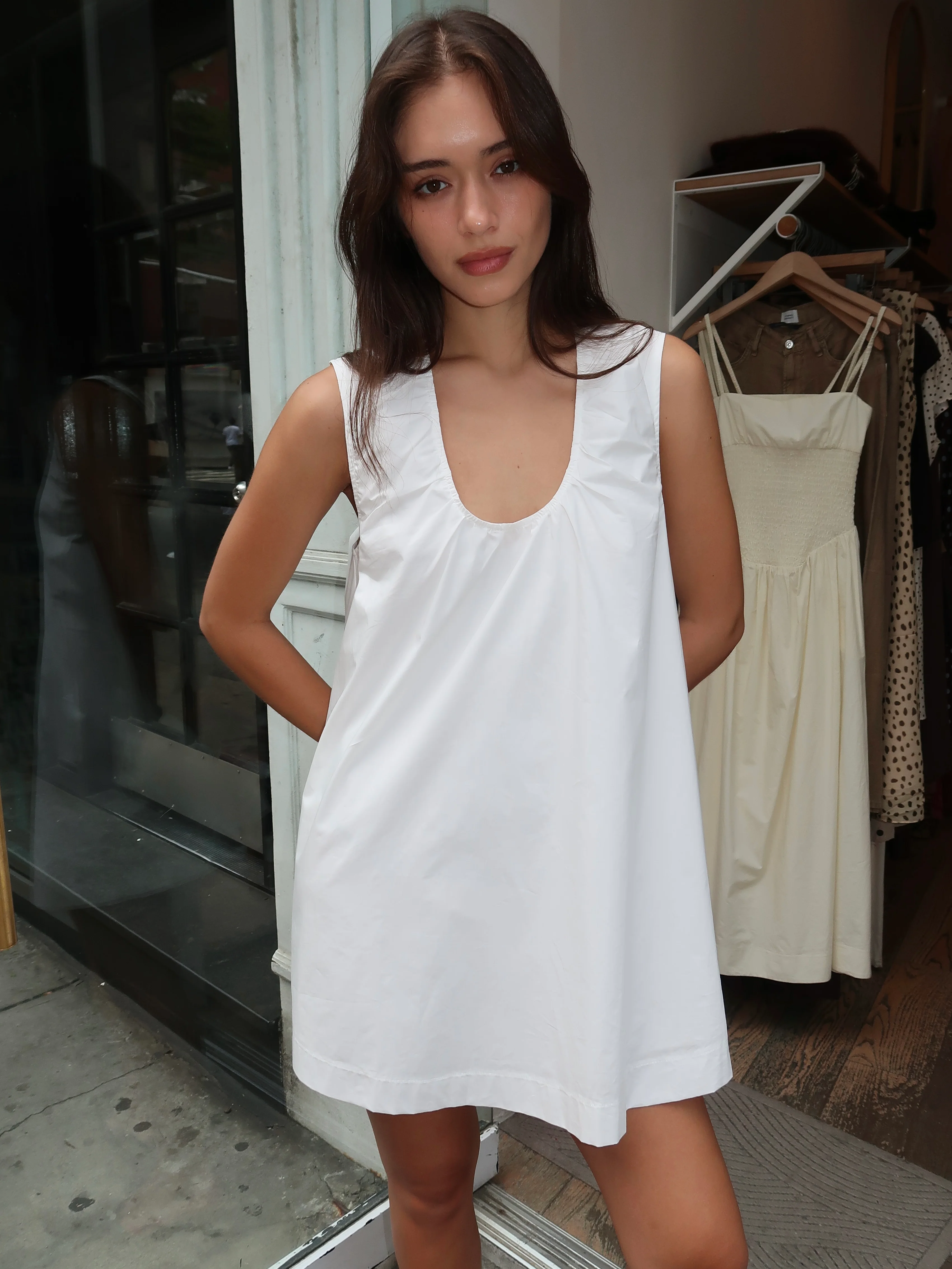 Gesa Shift Mini Dress in White - Image 2