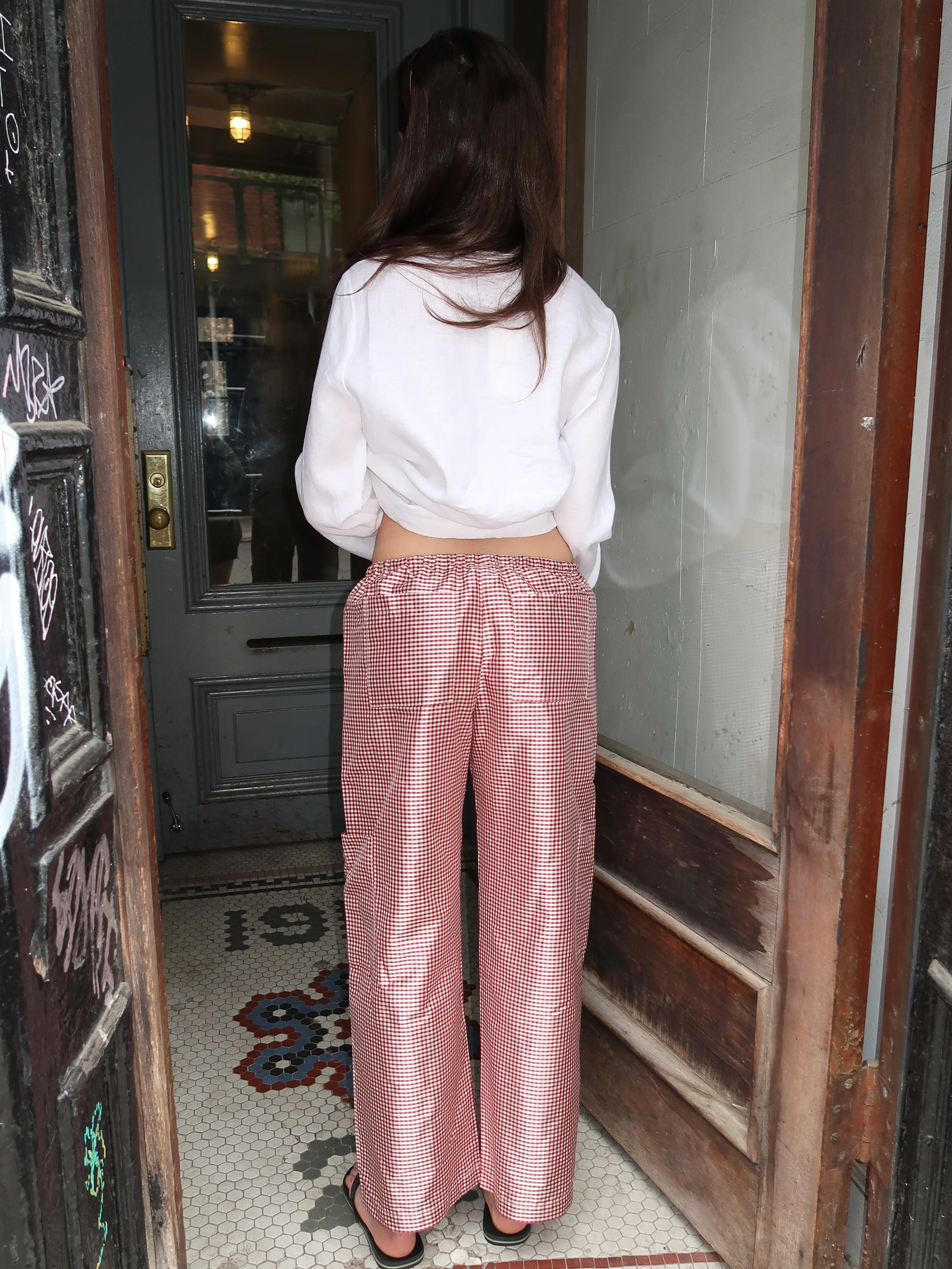 The Taffeta Gingham Drawstring Cargo Pant in Bell Pepper - Image 3