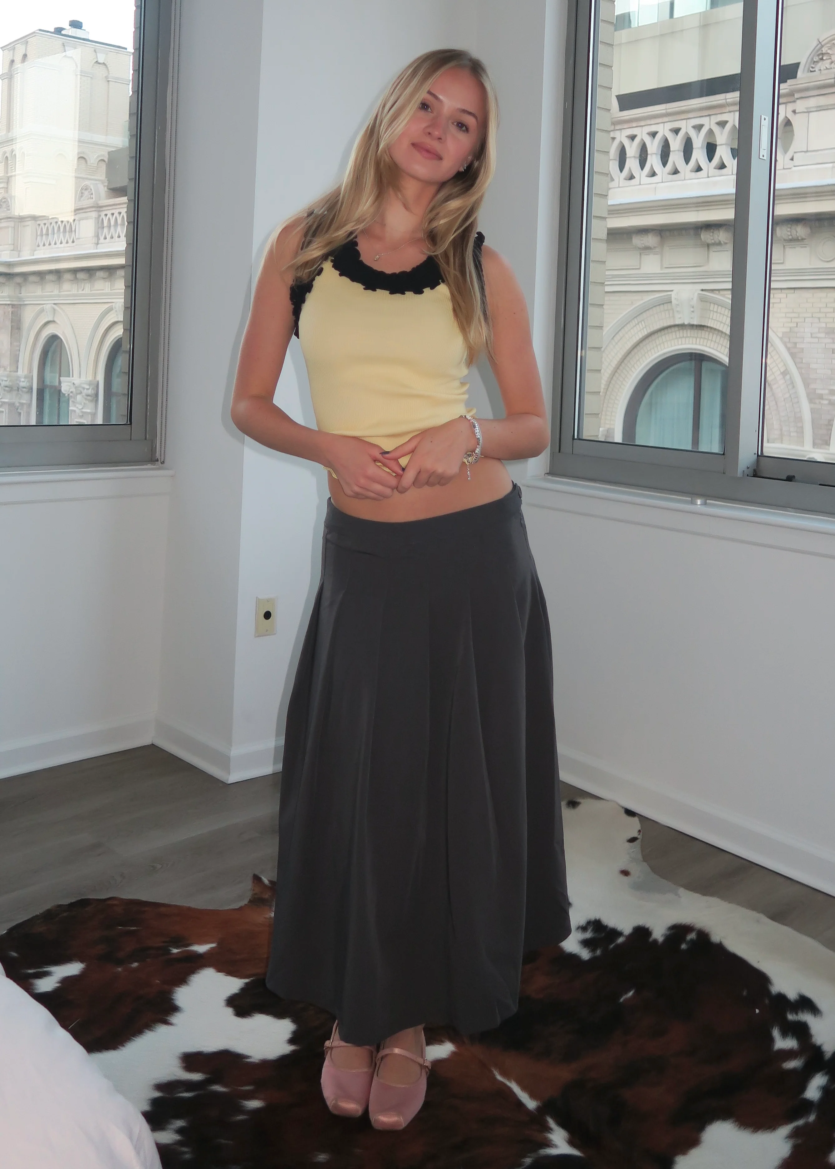 Vanessa Pleated Midi Skirt in Charcoal - Image 2